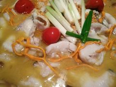 -山城外·非遗酸菜鱼(新都汇融店)
