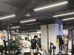 -超鹿运动(达信大厦店)