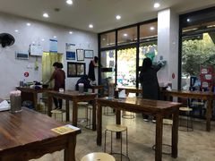 大堂-凡老头米线砂锅(古荡新村西粮站)