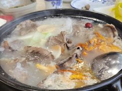 -九寨沟特色牦牛肉汤锅