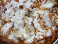 -亲昵春川鸡排(韩国美食街店)