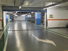 -环球港-停车场