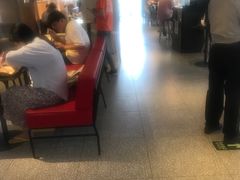 大堂-肯德基(宁波万达店)