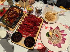 -肥肥虾庄·金牌油焖大虾(杨园滨江时代walk店)