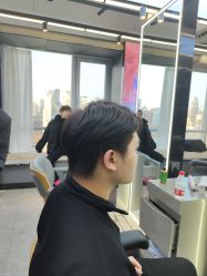 -藤野造型烫发染发