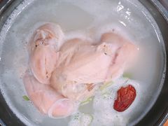 -长寿参鸡汤(朝韩风情街店)