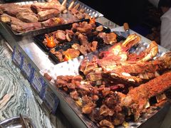 烤酱猪蹄烤羊腿烤牛腱烤地瓜-威海蓝海御华大饭店·蓝钻美食自助百汇