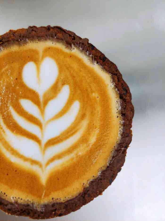 m stand (太平洋森活天地店)-"「水泥拿铁」颜色漂亮 做咖啡的小哥哥