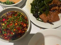 -左庭右院鲜牛肉火锅(金山万达店)