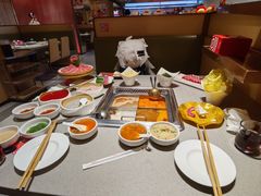 -海底捞火锅(宝龙广场夜宵主题店)