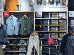 -优衣库(上海颛桥万达广场店)