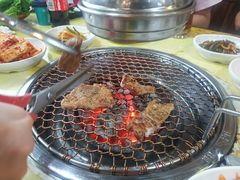 -牛信亭韩国料理·炭火烤肉(紫藤路店)