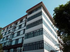 -上海戏剧学院附属高级中学