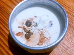 坚果燕麦酸奶-塔哈尔·新疆盛宴(城西银泰店)
