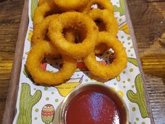 -Famous肥猫墨西哥音乐餐吧(五棵松华熙LIVE店)