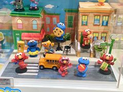 -泡泡玛特POPMART(龙湖杭州滨江天街店)