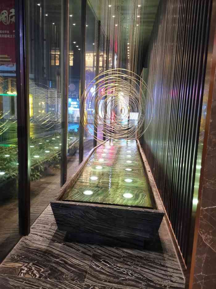 粗茶淡饭·隐庐私厨(东亭店)-"太过油腻,觉得菜好像用猪油烧的,一般.