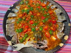 蝴蝶鱼-香巴拉云南餐厅(华莱坞店)