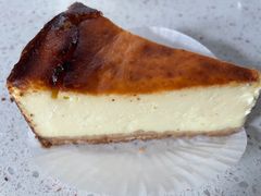 -Dough&Joe团憩(瑞虹天地月亮湾店)