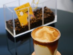 -YECLIP COFFEE黄色回形针咖啡