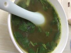 牛肉汤-黄阿姨锅贴大王(万航渡路店)