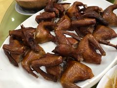 红烧乳鸽-吉莲利苑海鲜酒家(珠海拱北28年老字号店)