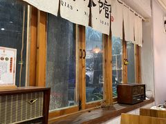 -猫爷的腔调·黔小馆(交大医学住宅区店)