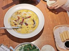 -鱼亨小鲜酸菜鱼(大信店)