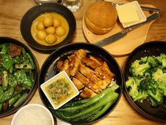 -来龙里 精致 东南亚餐室(万象城店)