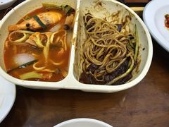 -贵宾庄炸酱面·韩式料理(高区店)