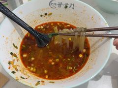 -甘掌门·化州驰名牛杂粉(越秀店)