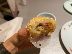 鹅肝葱油酥饼-维园悦谱·海派家常菜(乌鲁木齐南路店)