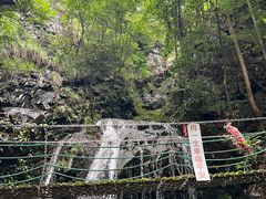 -藏龙百瀑风景区