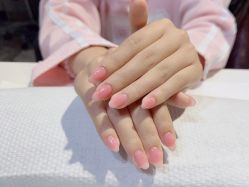 -桃色美甲沙龙