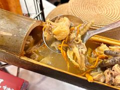 -刘姐啤酒鱼民族演艺餐厅(西街总店)