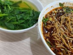 -崇州余荞面(落虹桥店)