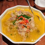 「外婆家(壹方城店)」初次到外婆家跟小姐妹过来一起吃饭点了我们最喜爱喜欢吃的菜非常的赞赏尤其是小哥哥小姐姐挺受欢迎的尤其是俊辉小哥哥服务超级好说话好听下次一定要带小姐妹过来外婆家吃饭「糖醋里脊」「茶香鸡」「面包新秀」「外婆家(壹方城店)」「外婆家红烧肉」
