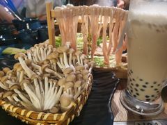 -湊湊火锅·茶憩(东城万达店)