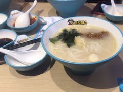 -灵芝妹子海鲜米线(凯德和平广场店)
