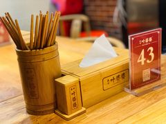 餐具摆设-叶婆婆钵钵鸡(解放碑店)