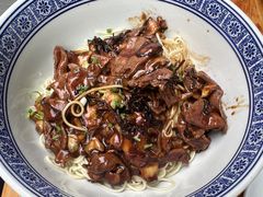 -沪西老弄堂面馆(定西路店)