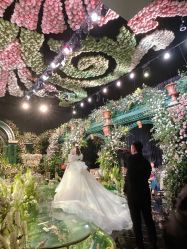 点击看大图 -GRACE KELLY婚纱与礼服(北京店)