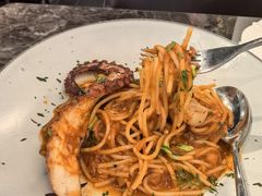 -LESCEDARS Brasserie Bistro香柏树