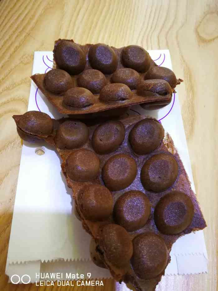 打分 这是我第一次尝试巧克力鸡蛋仔,我觉得是喜欢吃巧克力的人的喜爱