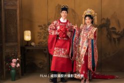 -绽放摄胶片摄影工作室