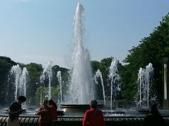-原子球塔