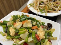 -小媳妇铁锅炖鱼(世博园店)