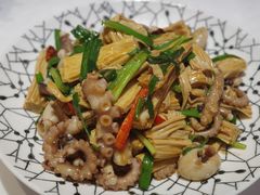 腐竹烧八带-渔民船说·北塘海鲜·天津菜·海肠捞饭(北塘古镇店)