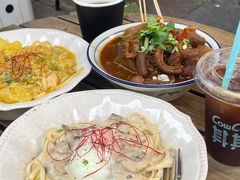 -CowCow其其·牛杂咖啡公司(六运店)