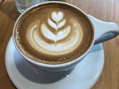 -ZING COFFEE 镜咖啡